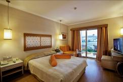 ROYAL ASARLIK BEACH HOTEL AND SPA Rooms
